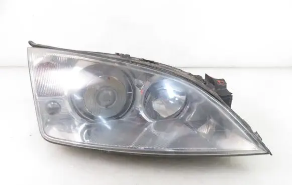 Ford Mondeo Mk III Headlight/headlamp 1S7113005CL