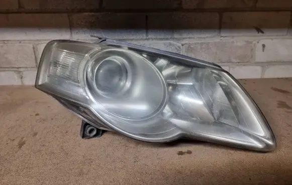 Volkswagen PASSAT B6 Headlight/headlamp 3C0941006Q