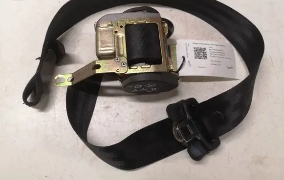 Seat Ibiza III (6L) Rear seatbelt 5424019 6L3857706E