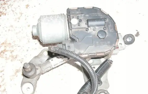 Ford S-MAX Front wiper linkage and motor