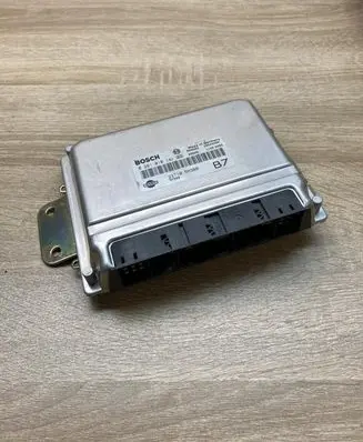 Nissan Almera N16 Engine control unit/module ECU 237105M300 0281010141