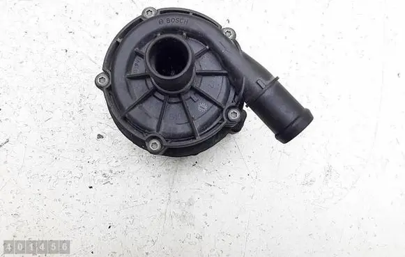 Volkswagen Golf VII Electric auxiliary coolant/water pump 04L965567 201609191000 0392024003