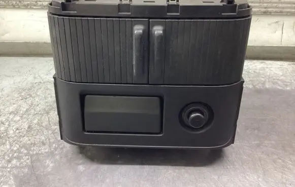 Nissan X-Trail T30 Glove box central console 68108EQ400
