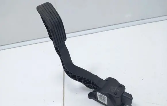 Citroen C4 I Accelerator throttle pedal 0280755164
