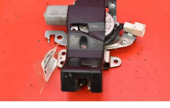 Mazda 6 Tailgate/trunk/boot lock/catch/latch LM658VA