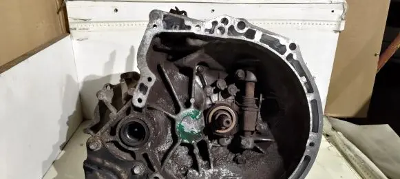 Toyota Aygo AB10 Manual 5 speed gearbox DV4TD 20TT01 2WZTV
