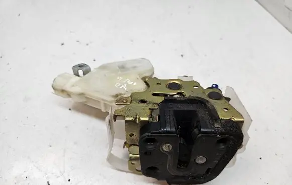 Suzuki Grand Vitara II Tailgate/trunk/boot lock/catch/latch 8055265J00
