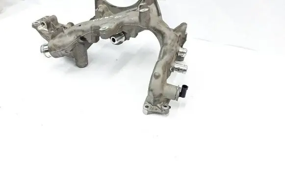 Mercedes-Benz B W246 W242 Generator/alternator bracket A6512011709 08062013 LF00071