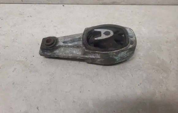 Opel Crossland X Engine mount bracket 9802483780