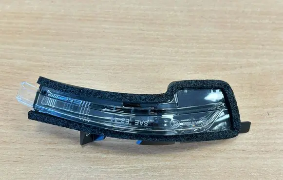 Ford Mustang VI Mirror indicator light FR3B13B382AA FR3Z13B375A 5283551