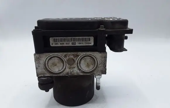 KIA Ceed ABS Pump 0265231951 589201H300 0265800637