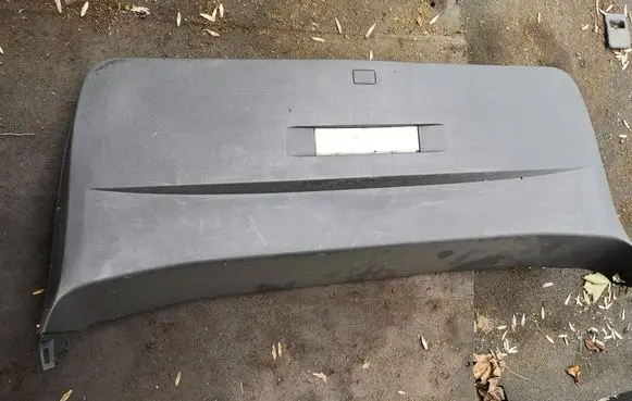 Dodge Journey Tailgate trim 1BE54XDVAC