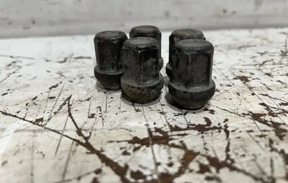 Honda FR-V Nuts/bolts 