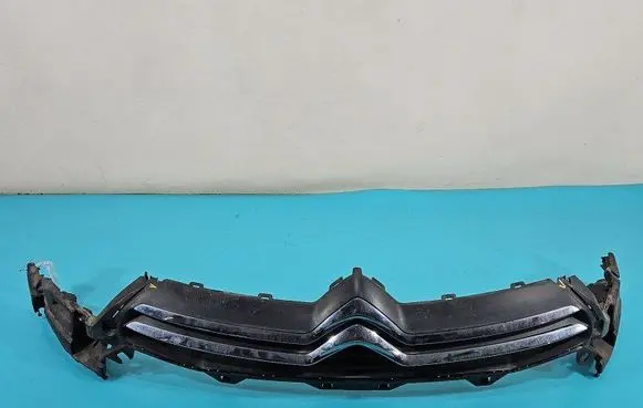 Citroen C4 II Front bumper upper radiator grill IMPRK1487990