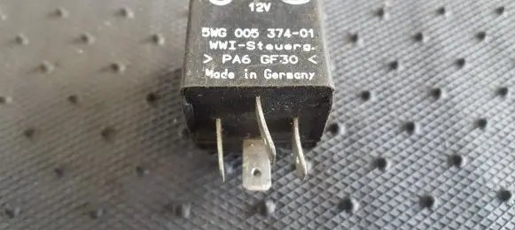 Mercedes-Benz Vito Viano W638 Other relay 5WG00537401 5WG005374-01