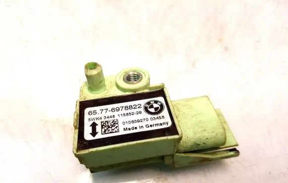 BMW 5 E60 E61 Airbag deployment crash/impact sensor 5WK43448 11585229 6978822