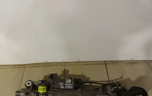 Volkswagen Golf VII Steering rack