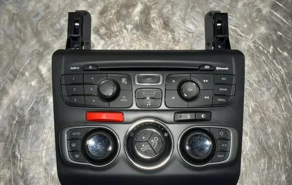 Citroen DS4 Climate control unit 9666027777