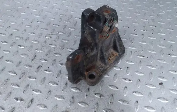 KIA Ceed Gearbox mounting bracket 4312032430
