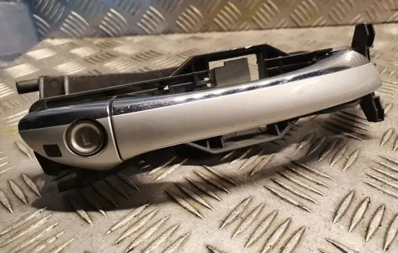 Mercedes-Benz CLK A209 C209 Front door exterior handle