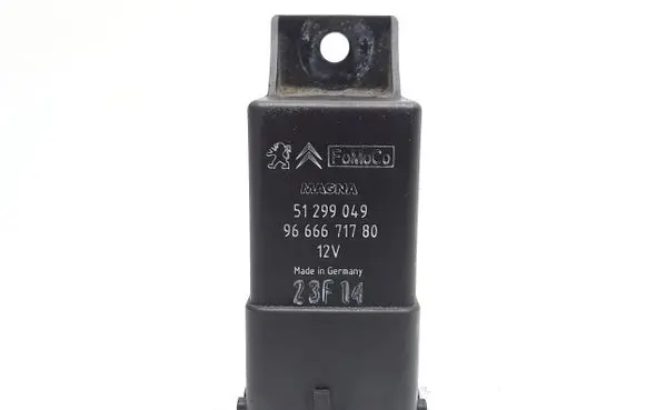Volvo V40 Glow plug pre-heat relay 51299049 9666671780
