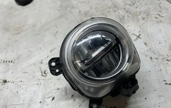 BMW X2 F39 Front fog light 7444805