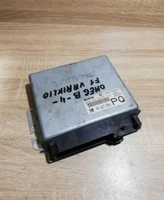 Opel Omega B1 Engine control unit/module ECU 90457096PQ 0261203274