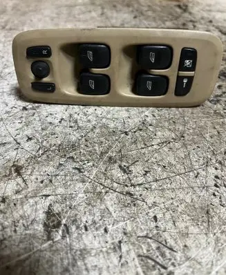 Volvo V70 Electric window control switch 30739077
