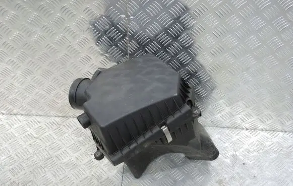 BMW M6 Air filter box 7839023