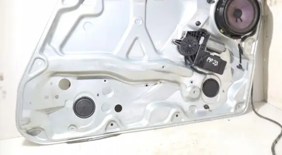 Volkswagen PASSAT B5.5 Front window lifting mechanism without motor