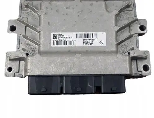 Dacia Duster Engine control unit/module 237104234R