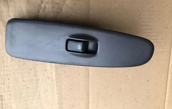 Hyundai Elantra Electric window control switch
