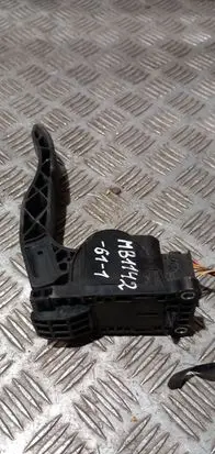 Mercedes-Benz Sprinter W906 Accelerator throttle pedal A9063000404 MB1142611