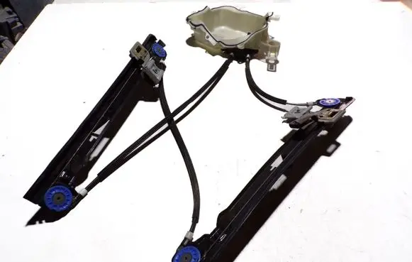 Seat Altea XL Front window lifting mechanism without motor 5P0837401N