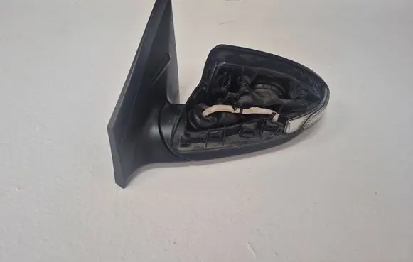 Hyundai Ioniq Front door wing mirror part E13049678