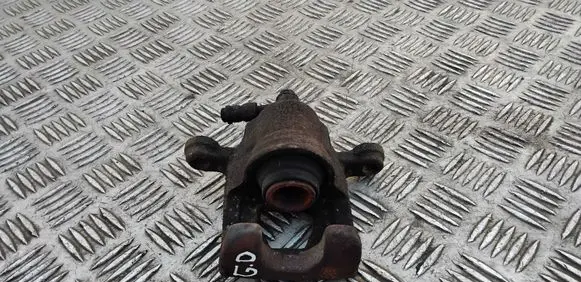 Nissan Juke I F15 Rear brake caliper