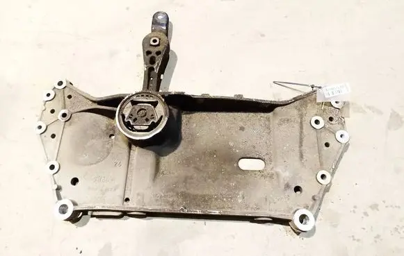 Skoda Octavia Mk2 (1Z) Front subframe