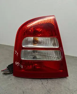 Skoda Octavia Mk1 (1U) Rear/tail lights 1U6945095 1U6945111
