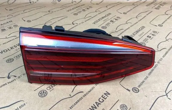 Volkswagen Transporter - Caravelle T7 Rear/tail lights 7T0945093B
