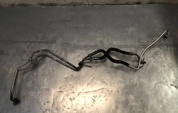Audi A5 8T 8F Gearbox oil cooler pipe/hose 8K0317817EC 8K0317818EC