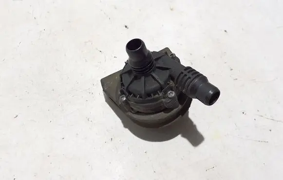 BMW X6 G06 Electric auxiliary coolant/water pump 9844574
