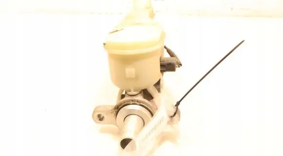 Master brake cylinder