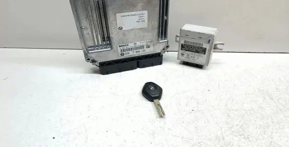 BMW X5 E53 Engine ECU kit and lock set 7800131 0281011414 6941986