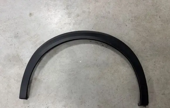Peugeot 2008 II Rear arch trim 9825736580