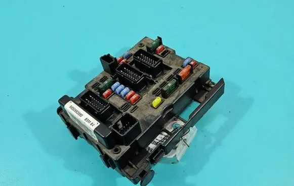 Peugeot 307 Central body control module 9650663980 IMPRK1538166