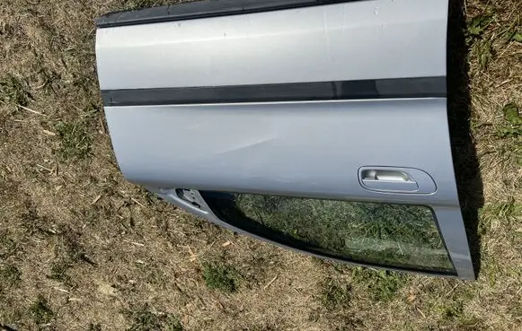 Volvo S60 Front door 42626