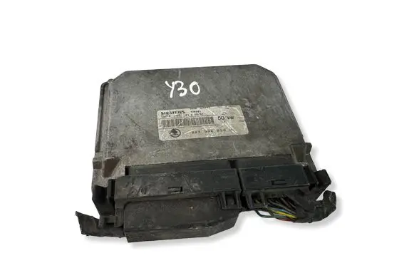 Skoda Felicia I Engine control unit/module 047906030N 728601 5WP4352