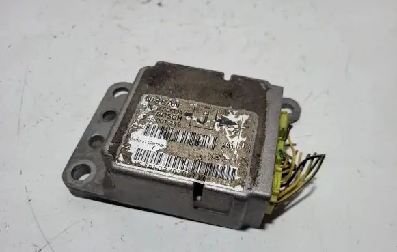 Nissan Almera N16 Airbag control unit/module 988205M304 0285001319 402Y06051