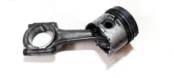 Citroen Berlingo Piston with connecting rod