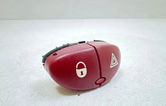 Citroen Xsara Picasso Hazard light switch